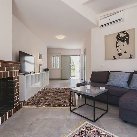 Christini Villa